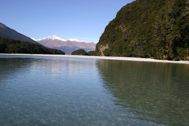 undercut rock to narrows.jpg