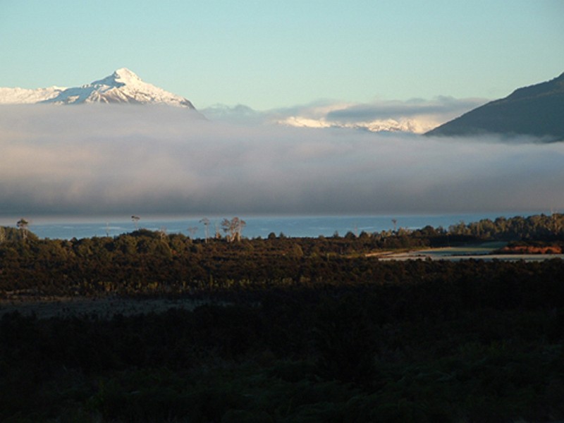 TE ANAU SUNRISE.JPG